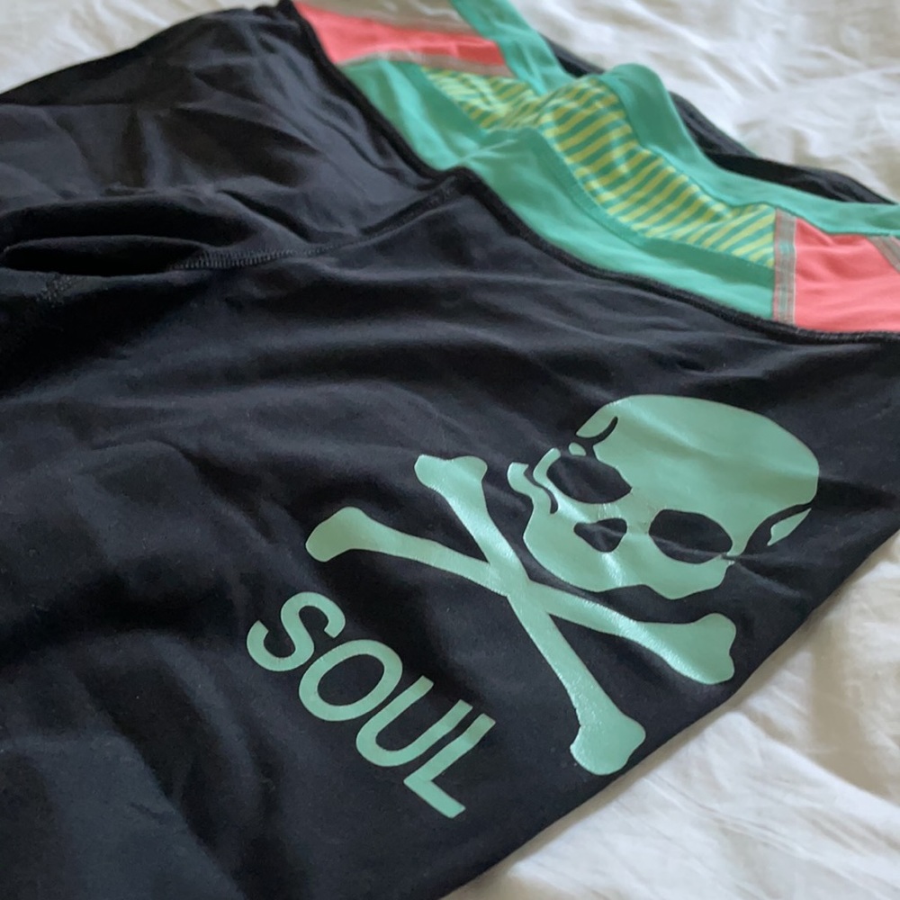 SOULCYCLE lululemon workout leggings.